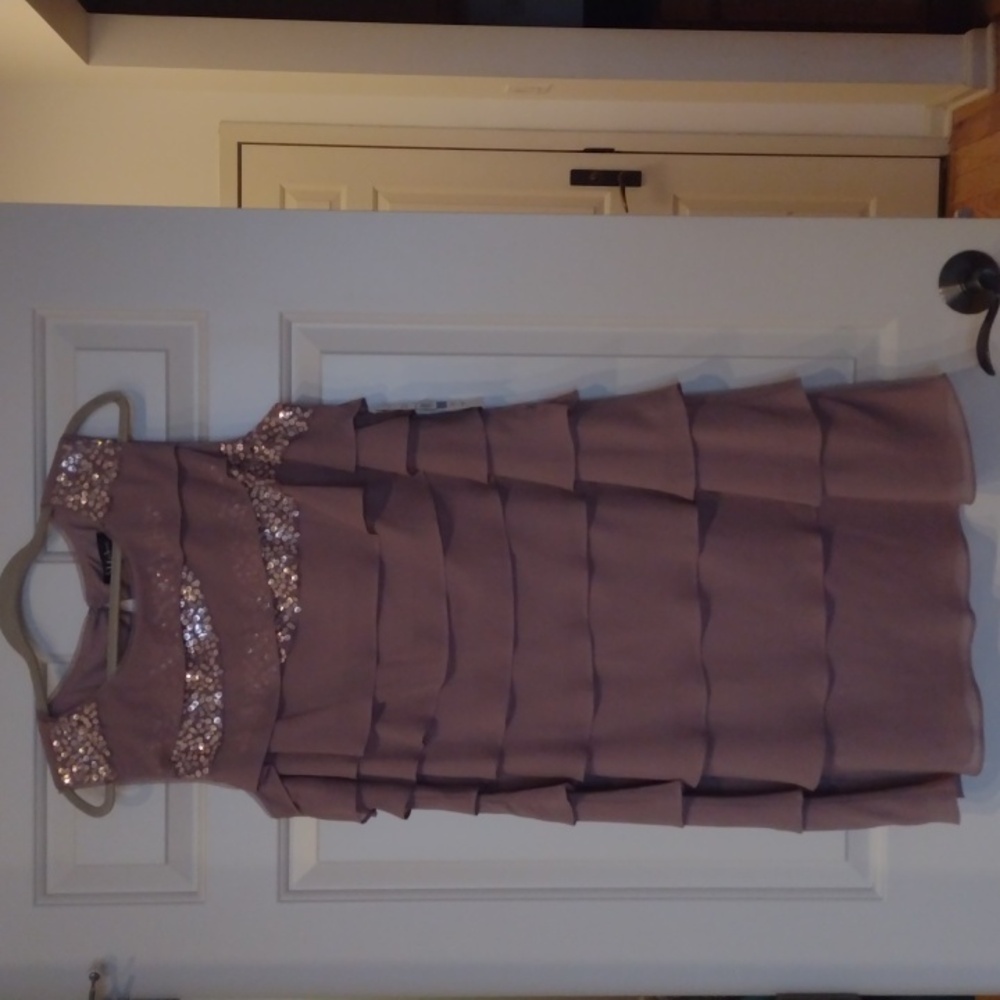💃 SL Fashions Tiered Cocktail Dress | Size 18 NWT!
